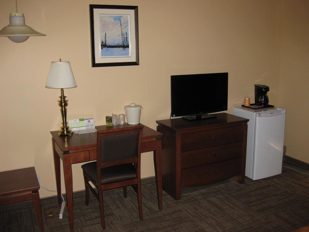 Hotel Matagami מראה חיצוני תמונה